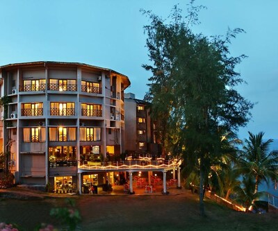 Sinclairs Bayview